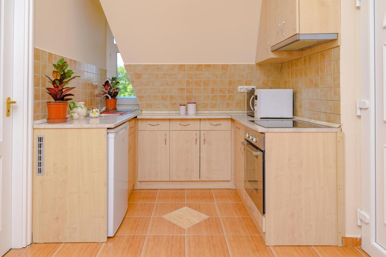 ILLÉS Apartmanok II. Hajdúszoboszló Exterior foto