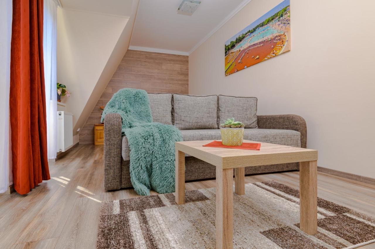 ILLÉS Apartmanok II. Hajdúszoboszló Exterior foto